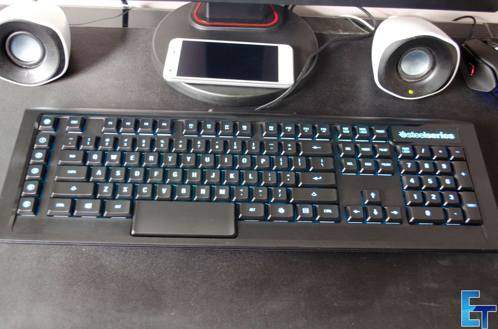 sTEELsERIES-aPEX-m800-mECHANICAL-gAMING-KEYBOARD-rEVIEW_2