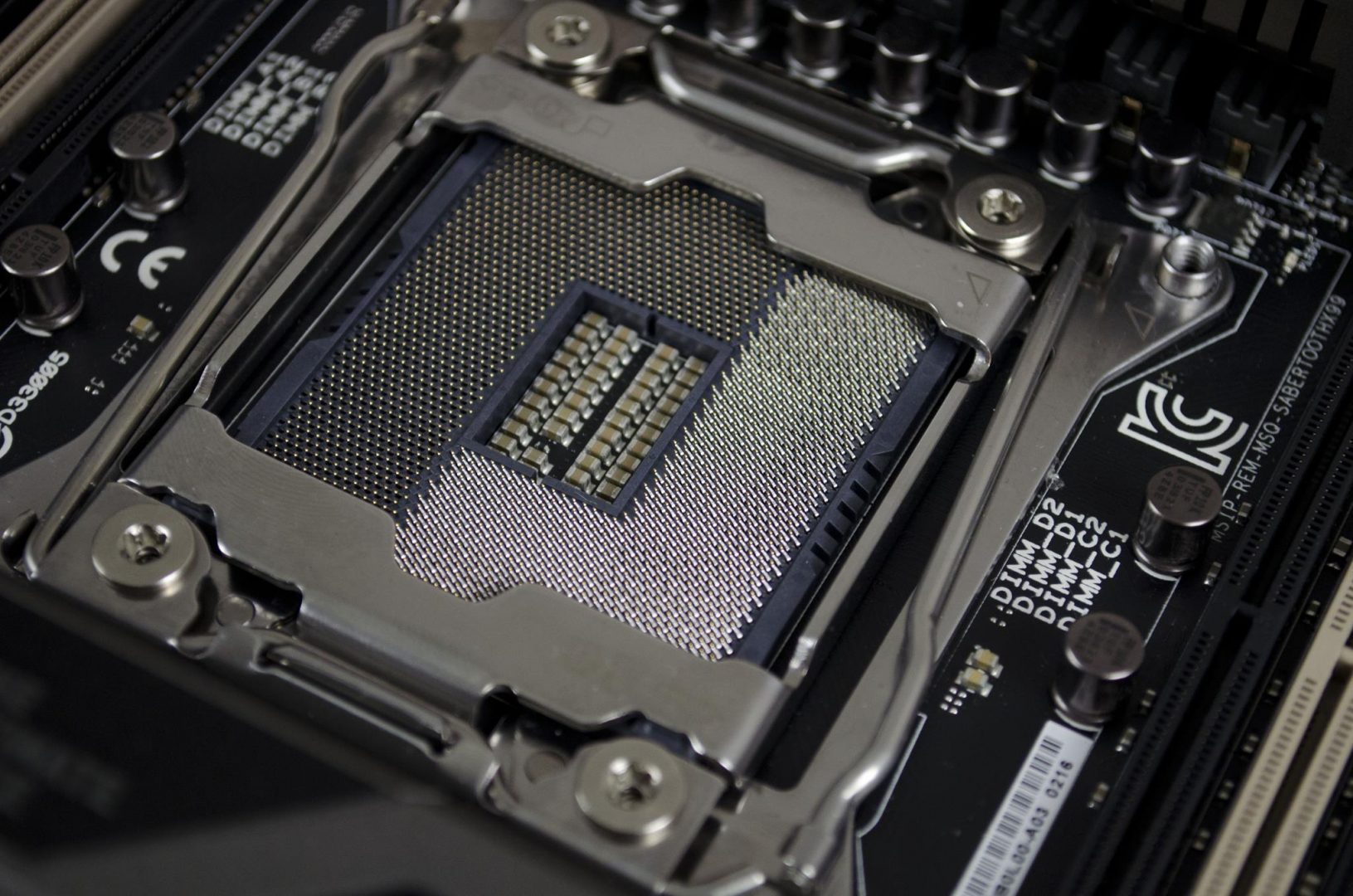 ASUS X99 Savertooth Motherboard Review_5