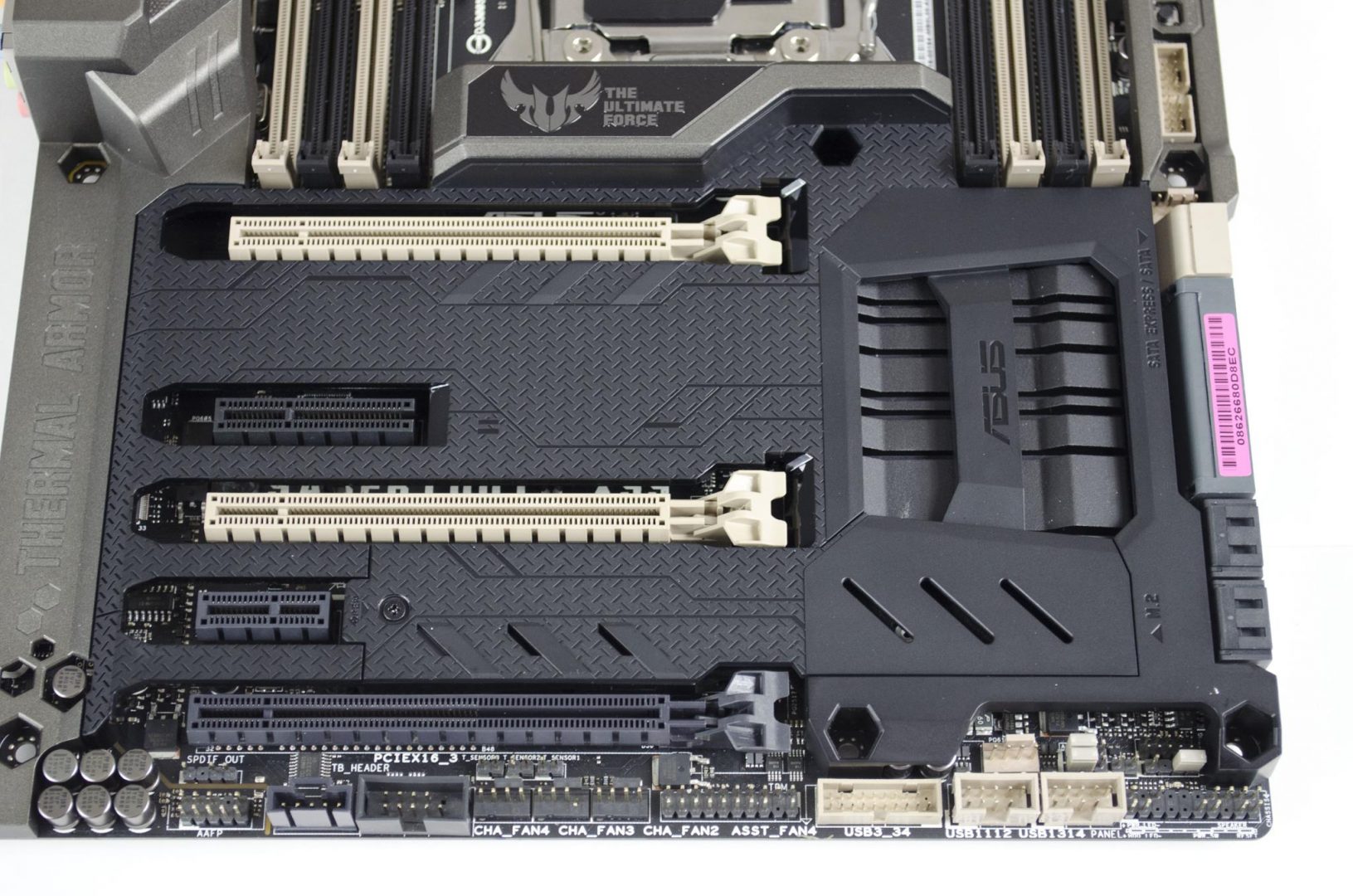 ASUS X99 Savertooth Motherboard Review_7