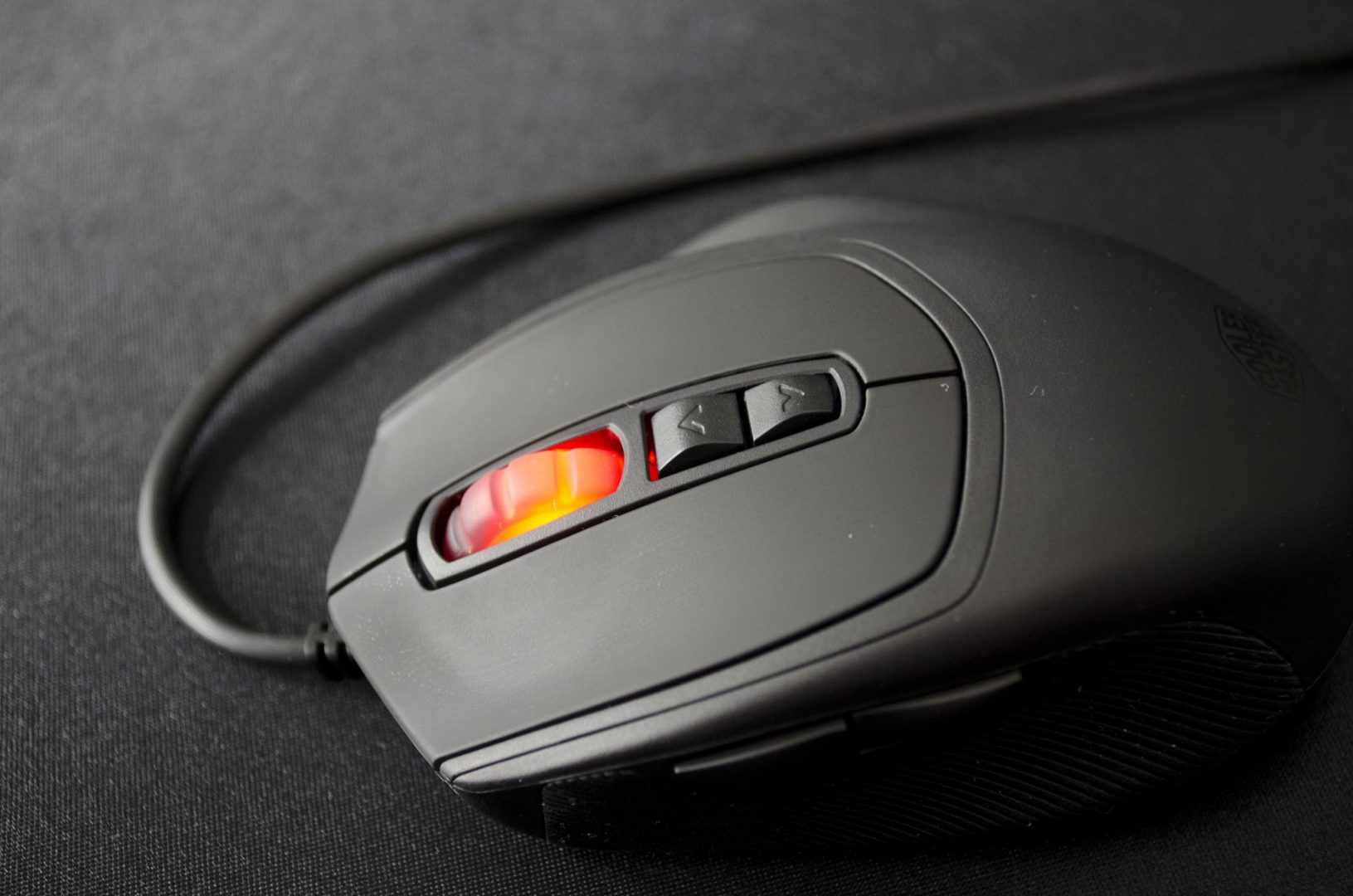 CM Storm Xornet II Gaming Mouse Review_5