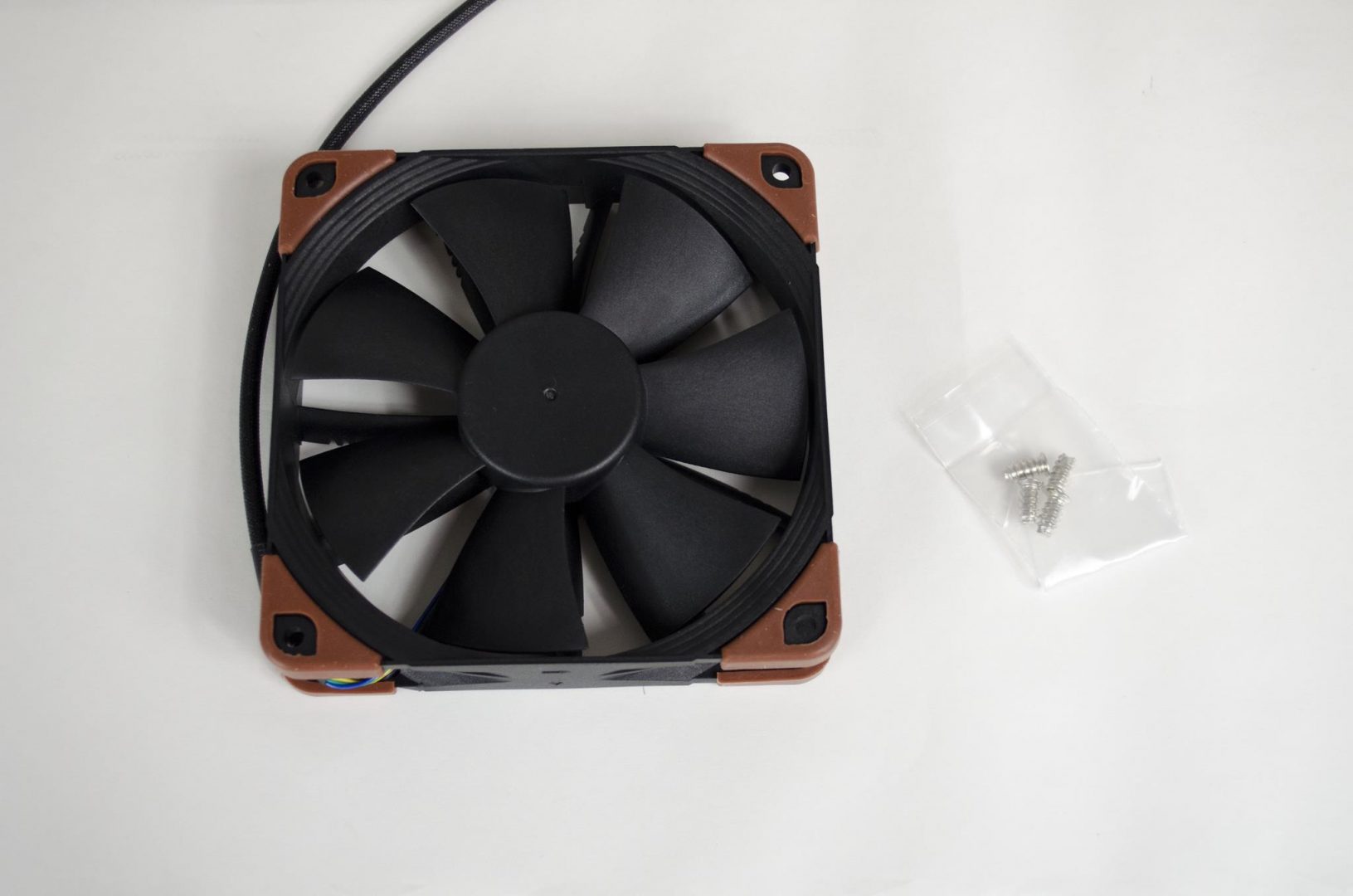 Noctua industrialPPC Fans review_1