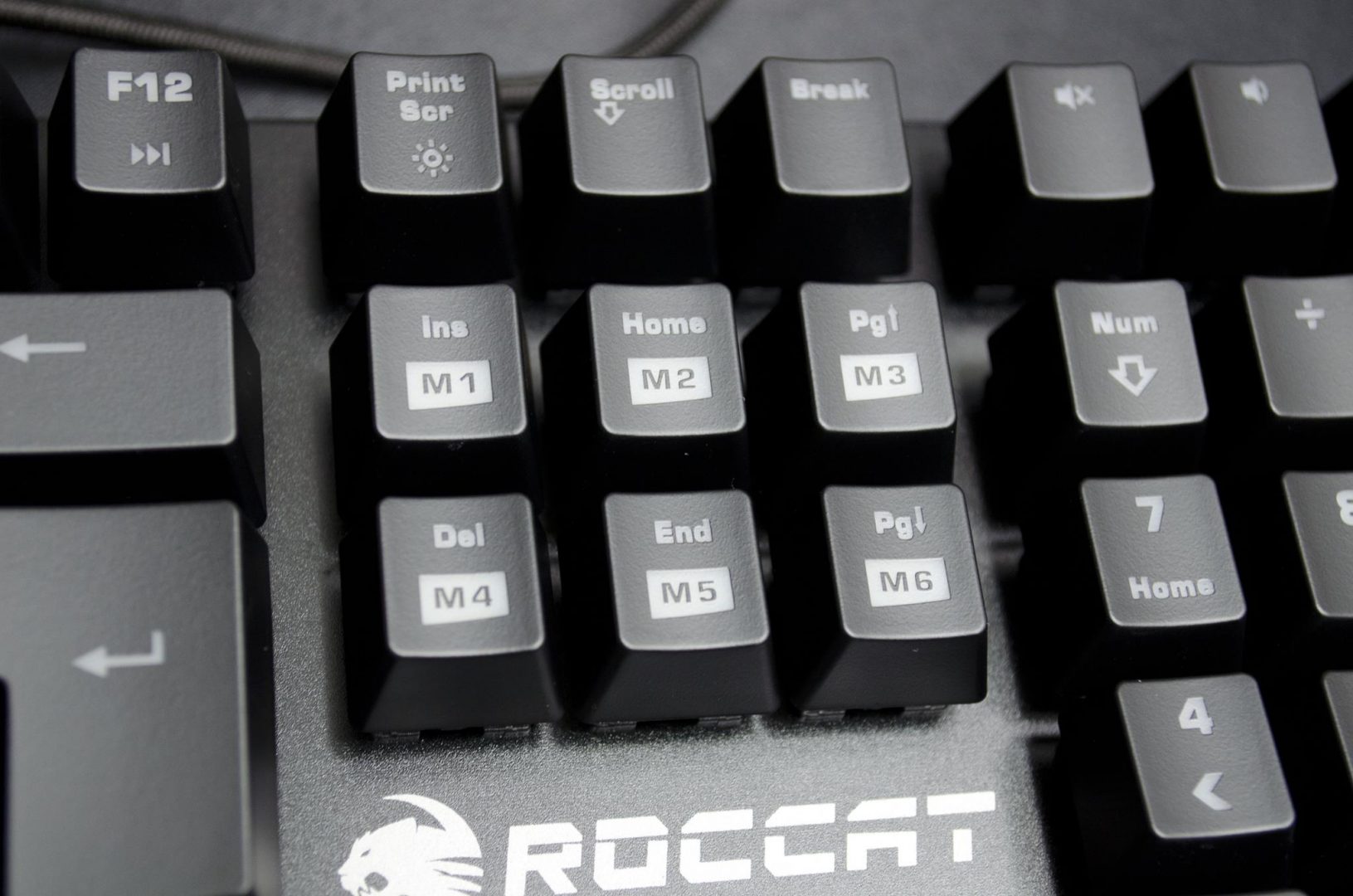 roccat-soura_10