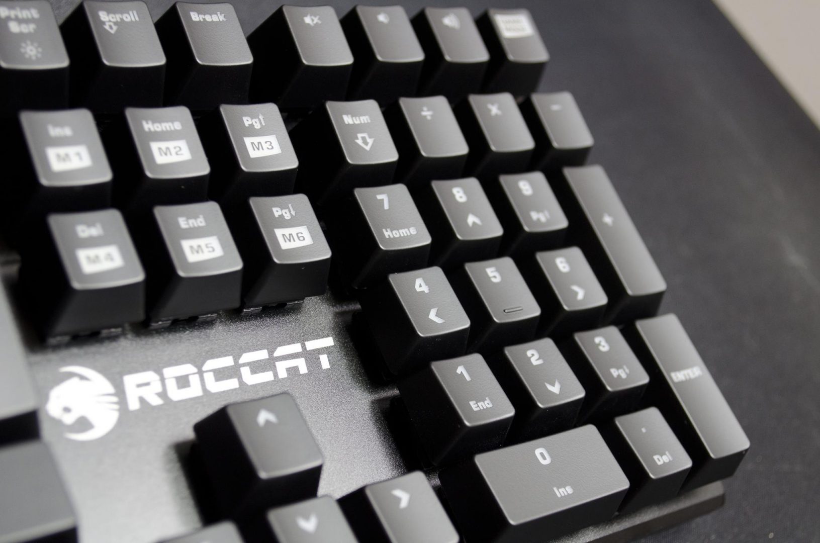 roccat-soura_6