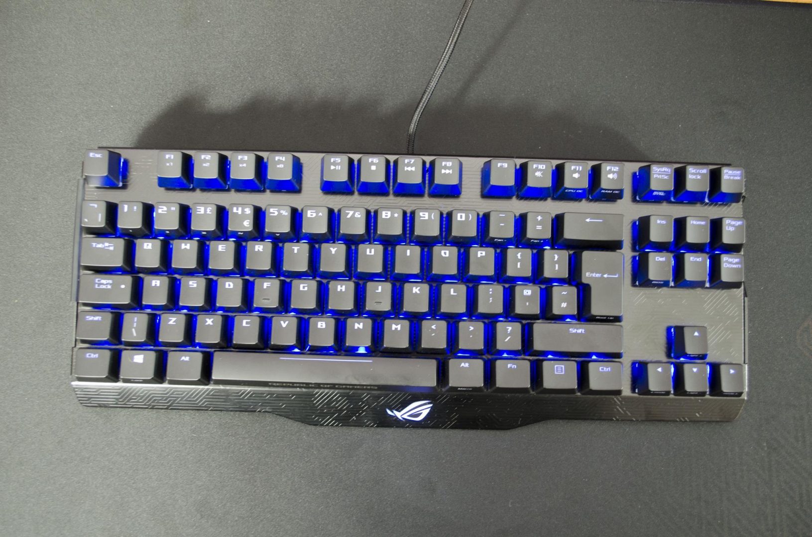 ASUS ROG CLAYMORE mechanical gaming keybaord review_10