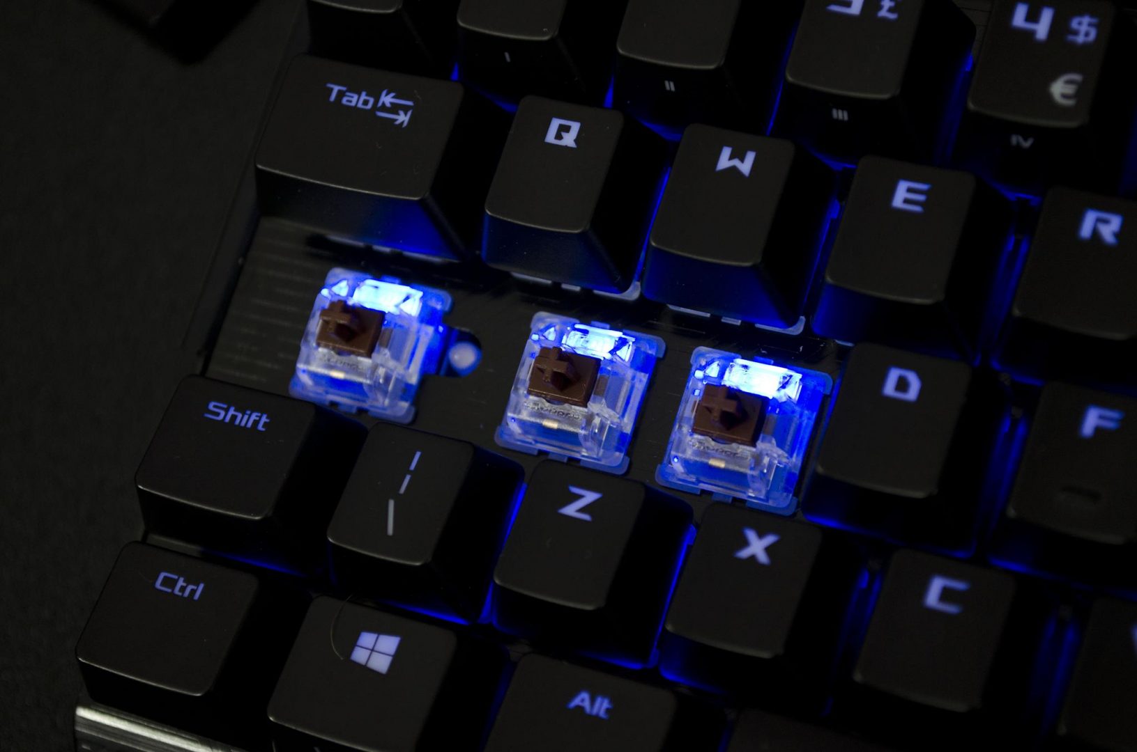 ASUS ROG CLAYMORE mechanical gaming keybaord review_6