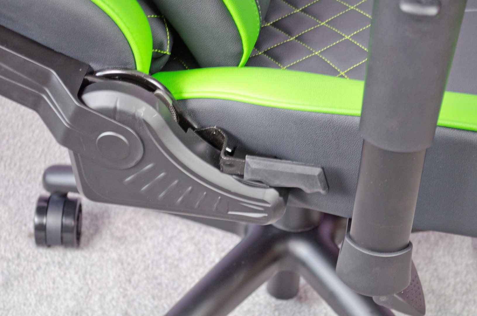 tt esports gt comfort gaming chair_25