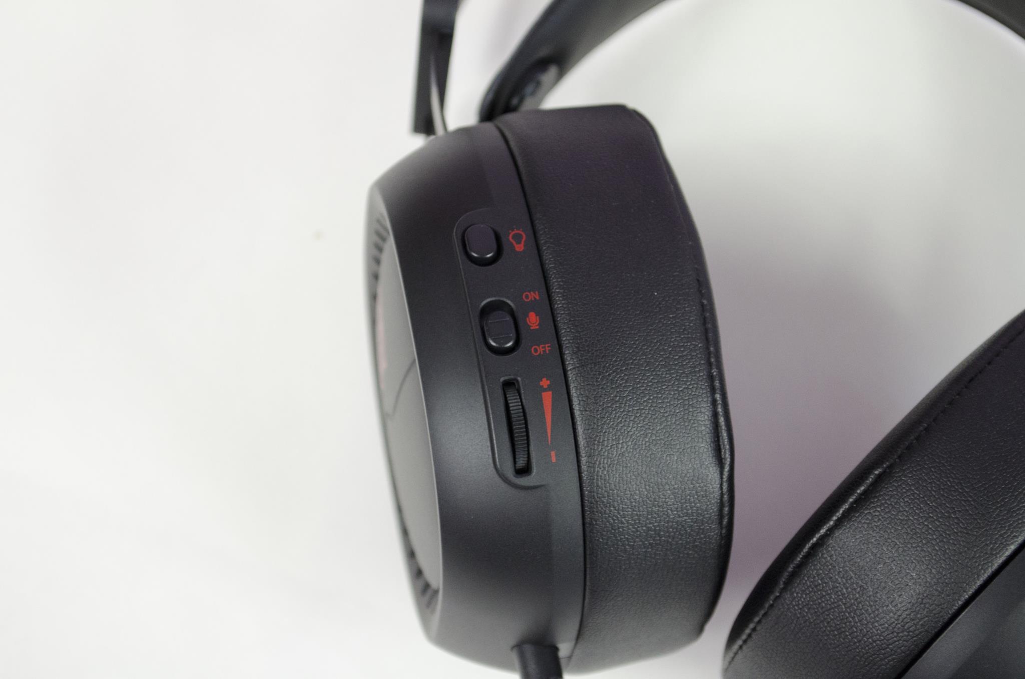 tt esports shock pro rgb headset review 4