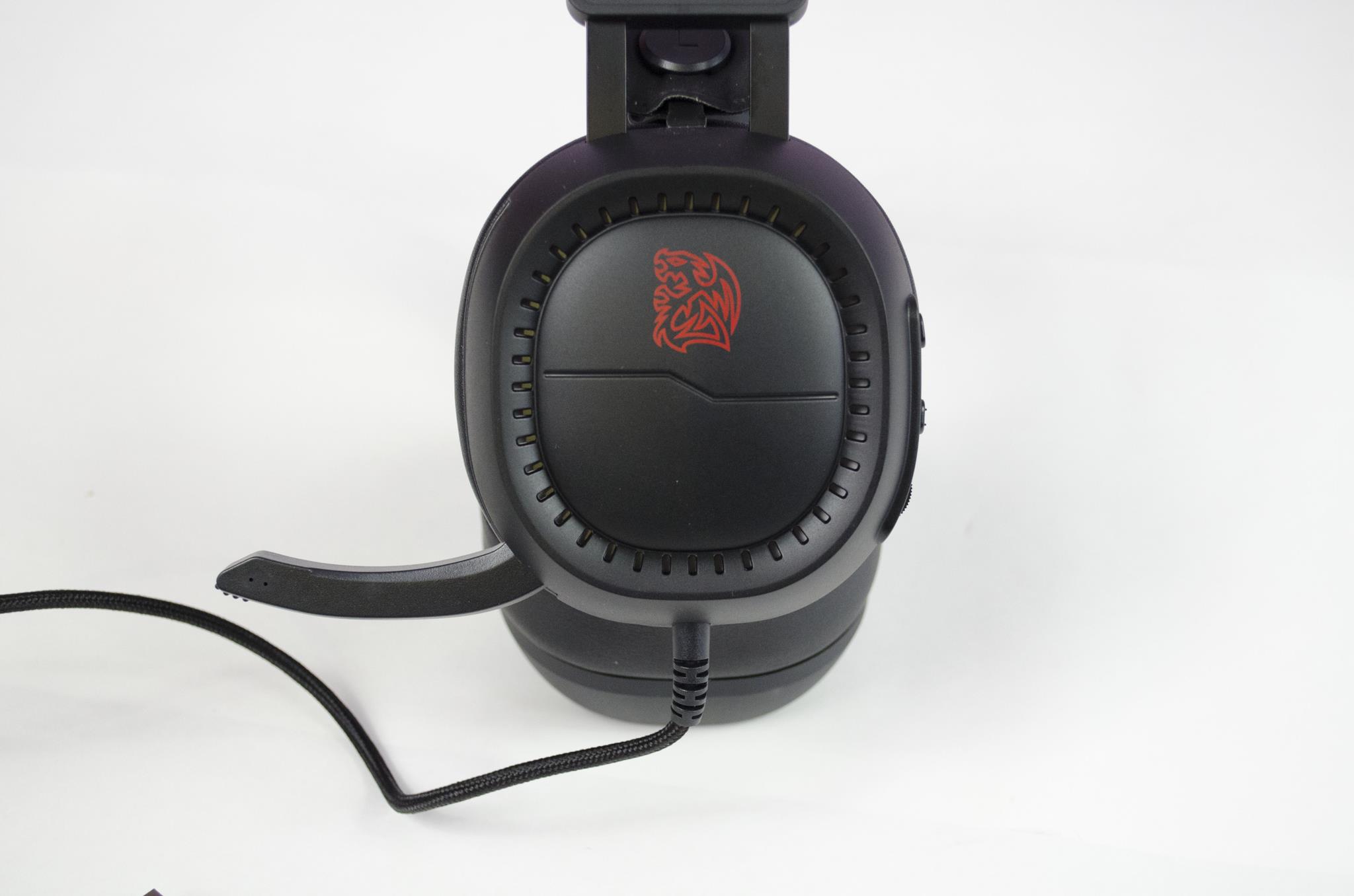 tt esports shock pro rgb headset review 5