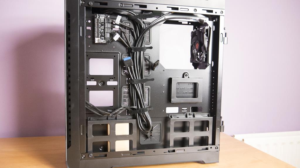 themaltake view 32 pc case review 2