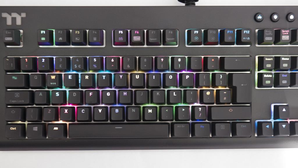 Thermaltake X1 RGB Mechnical gaming keyboard 16