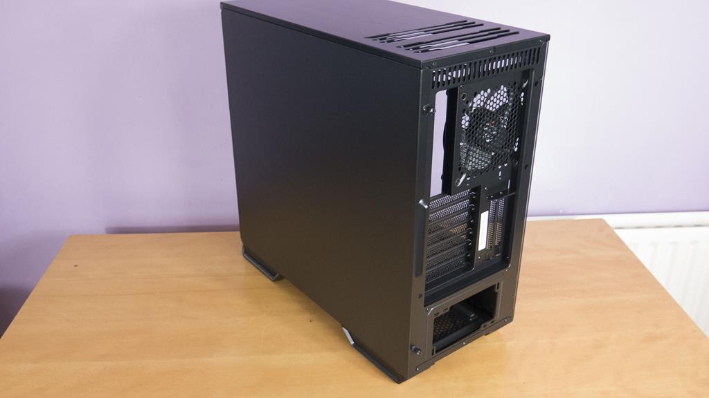 be quiet dark base 700 pc case 10