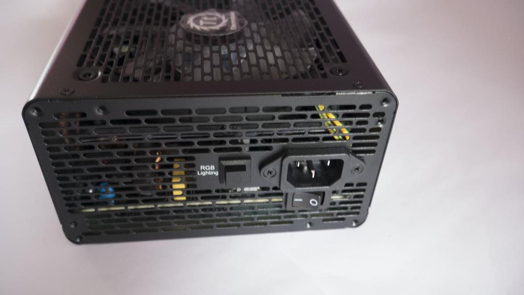 Thermaltake Smart and Smart BX1 PSU Reviews 5