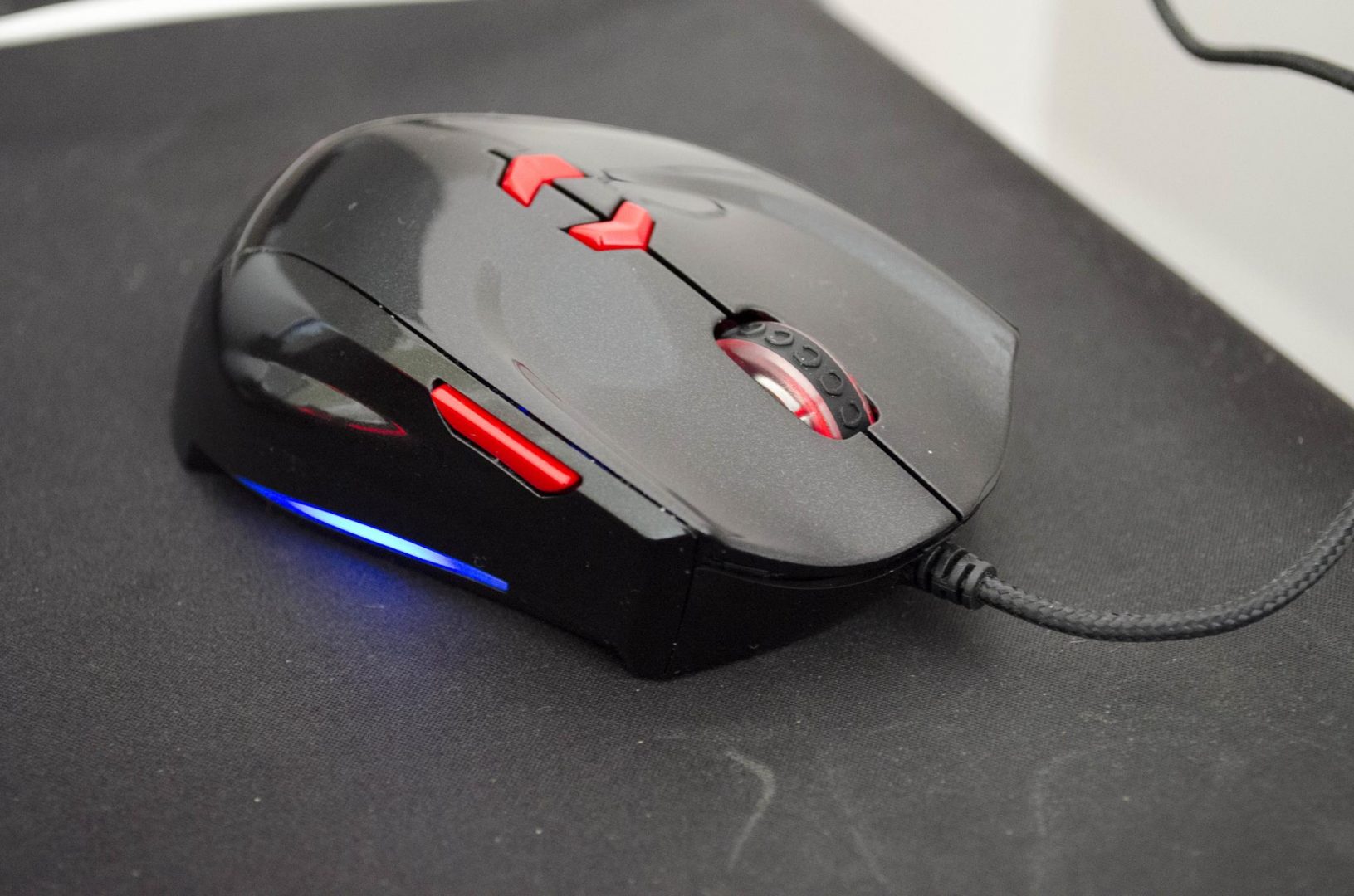 Tt eSPORTS Theron Plus Smart Mouse Review