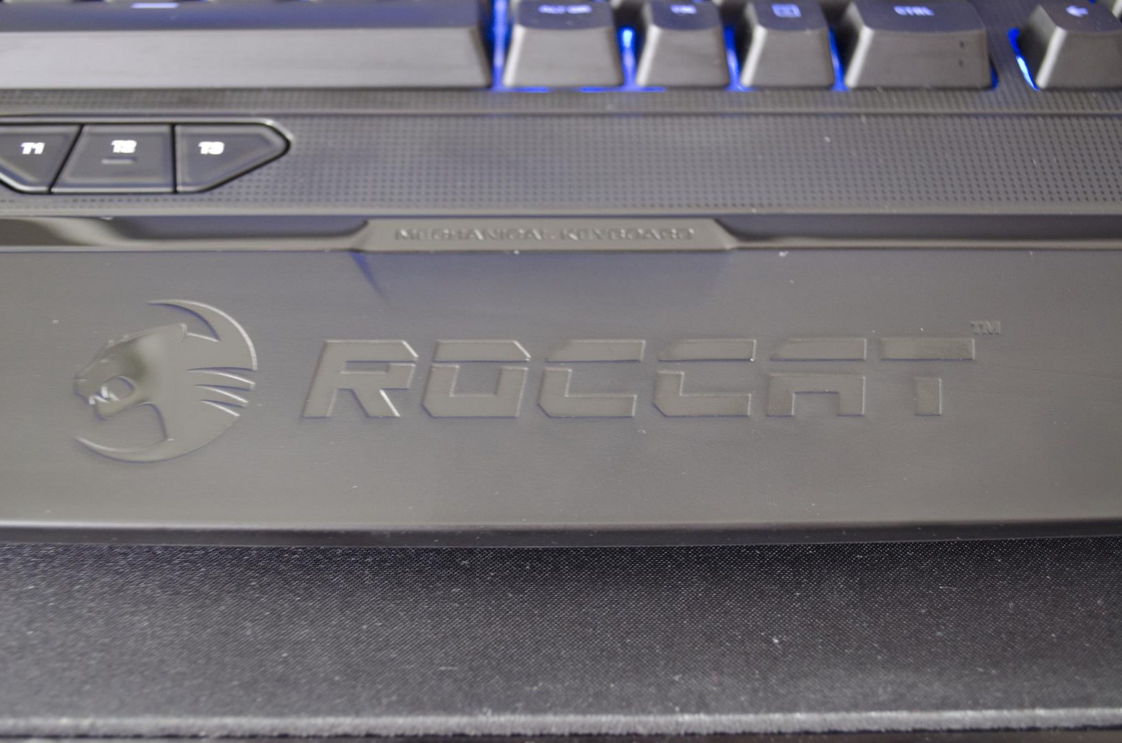 ROCCAT Ryos MK FX Mechanical Keyboard Review