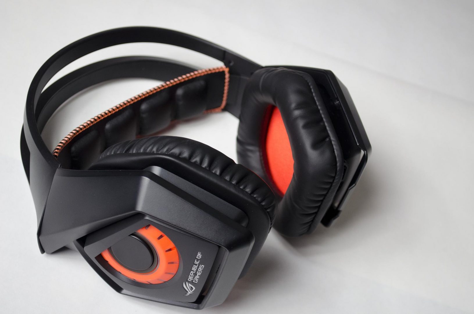 ASUS ROG Strix Wireless Headset Review
