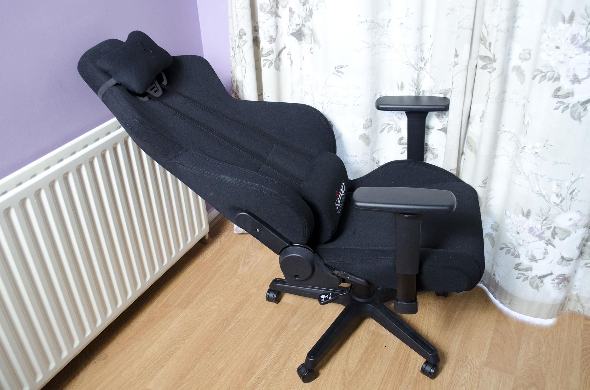 Nitro Concepts S300 Gaming Chair Review Enostech Com