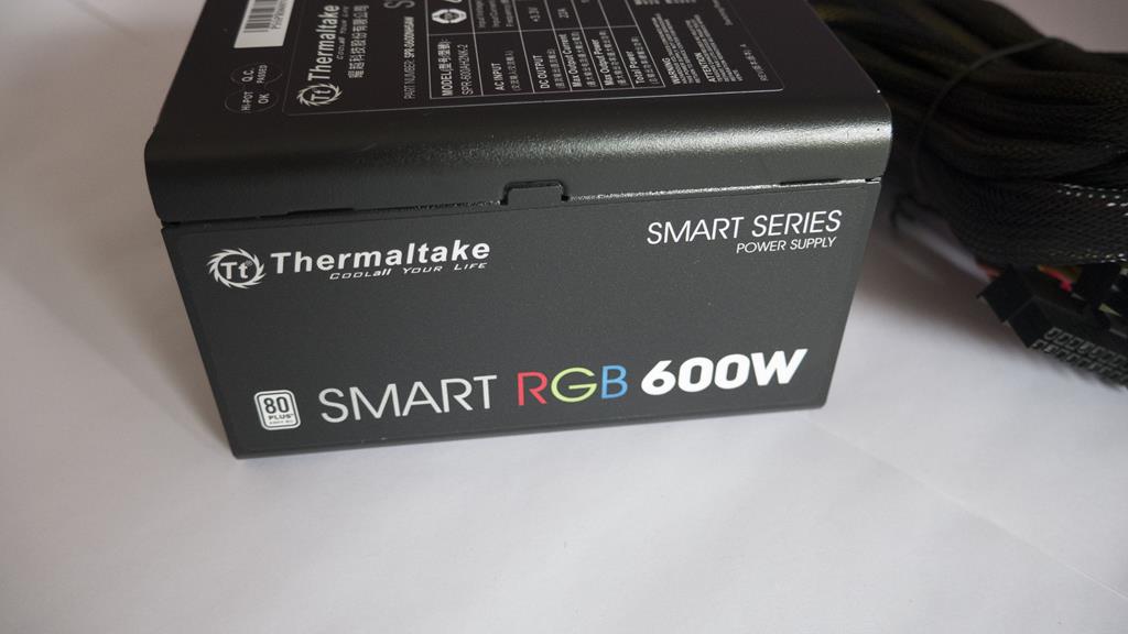 Thermaltake Smart RGB 600W Power Supply Overview