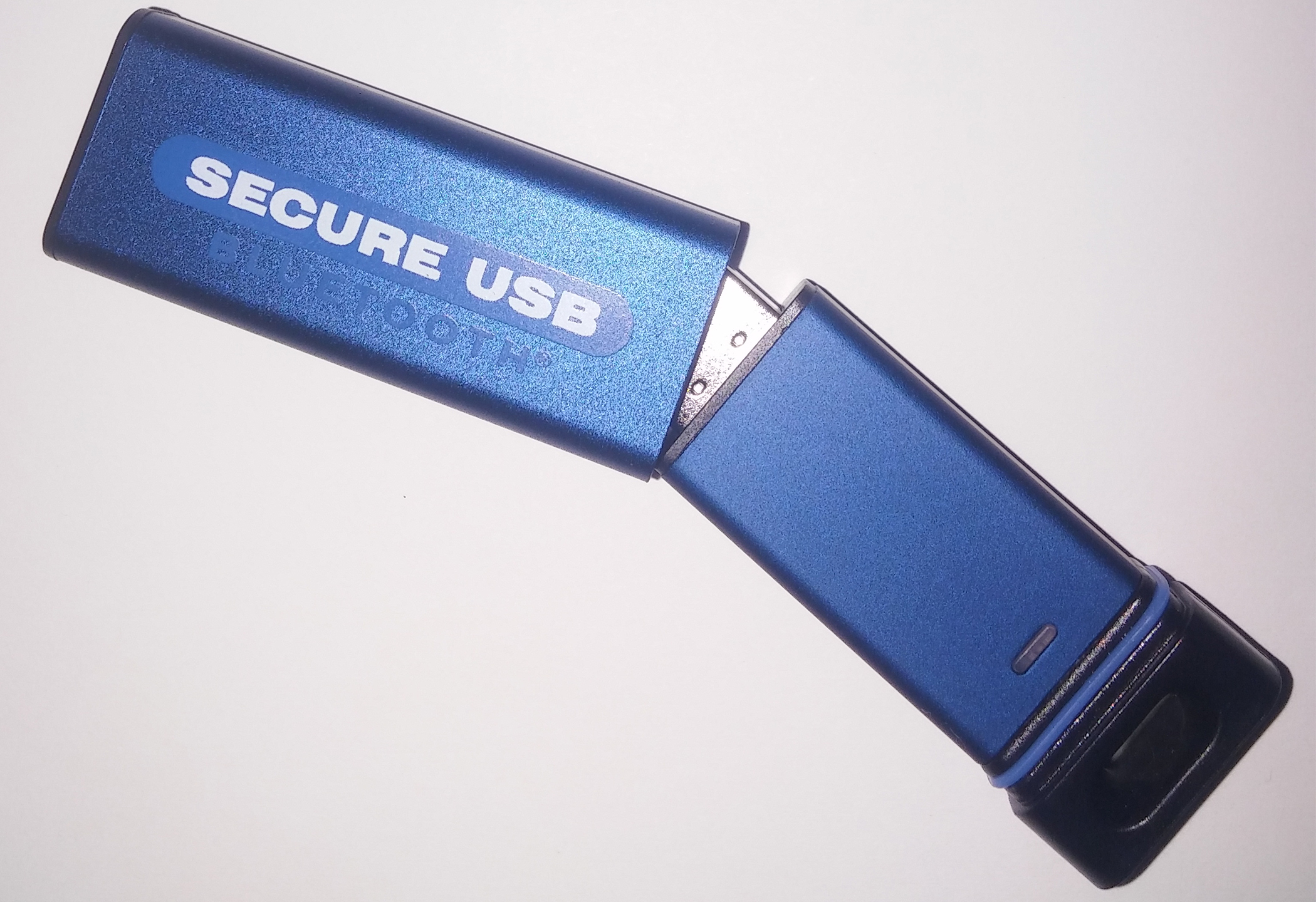 SECUREUSB BT 16GB Maximum Security on the GO