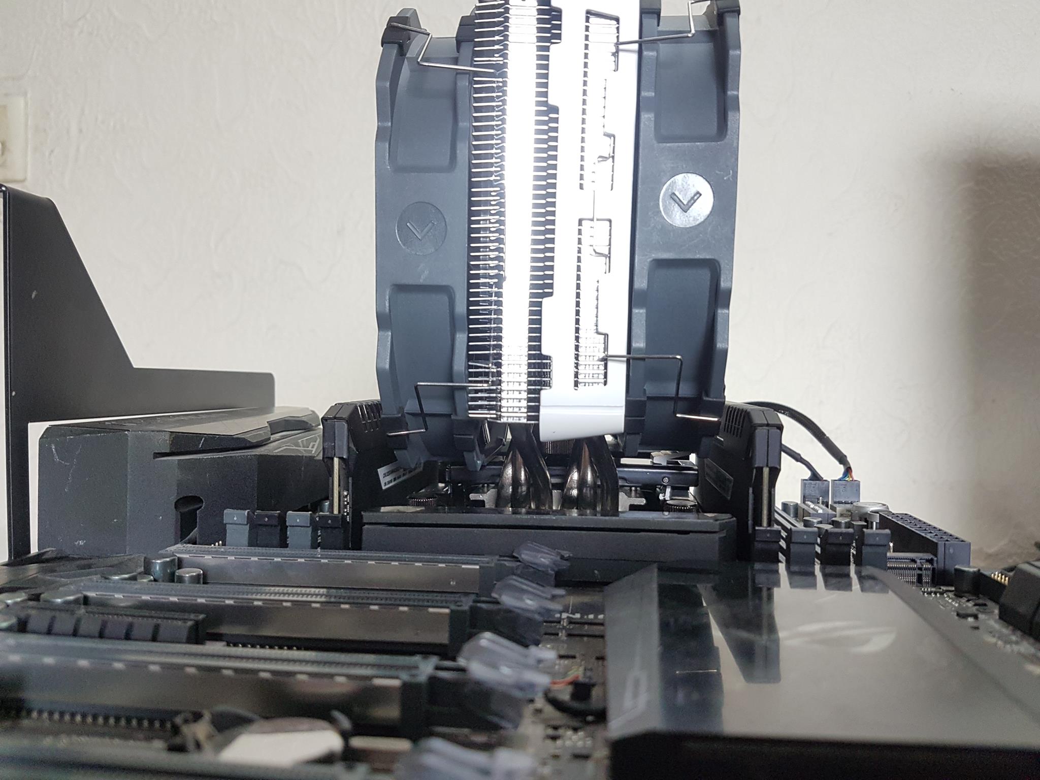 CRYORIG R5 CPU Air Cooler 103 Cryorig R5 C1 Copy