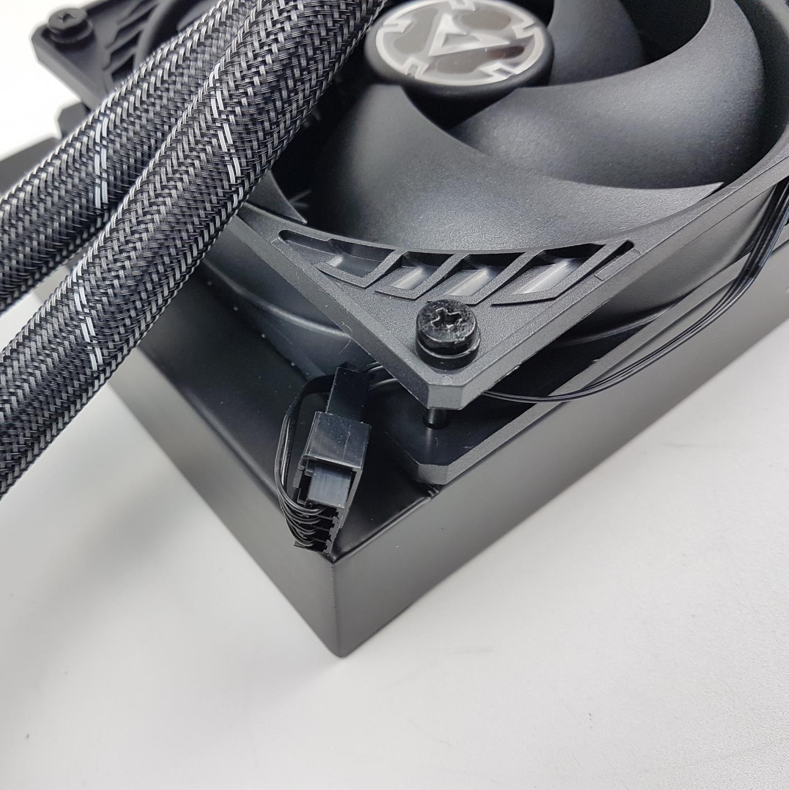 Test/review : Arctic Liquid Freezer II 240, un AIO d'un silence extrême !