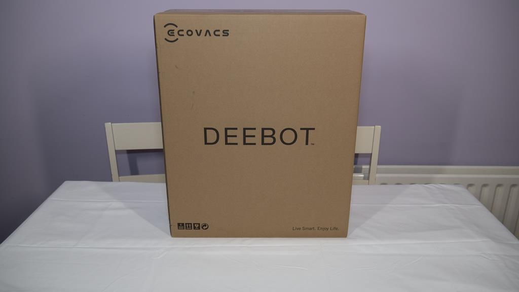 Ecovacs DEEBBOT OZMOT8 AIVI Robot