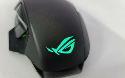 Reviews 10 ASUS ROG SPATHA X Wireless Gaming Mouse Review