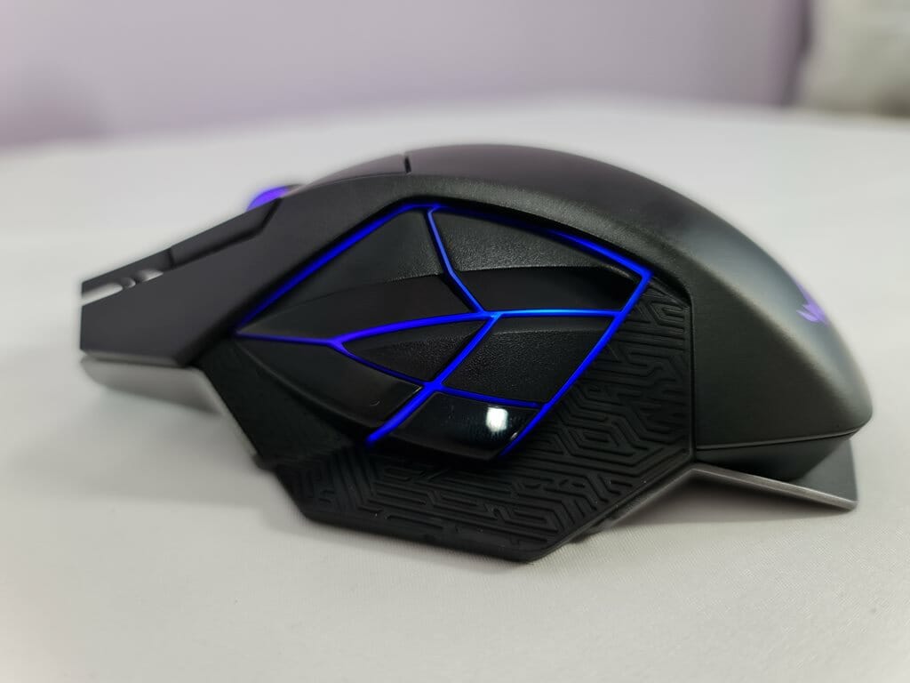 ASUS ROG SPATHA X WIRELESS GAMING MOUSE rgb side buttons