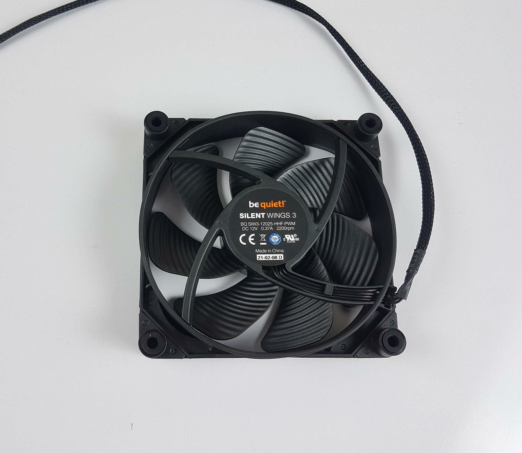 The Be Quiet! Silent Loop 2 AIO Cooler Review: Quiet and Unassuming