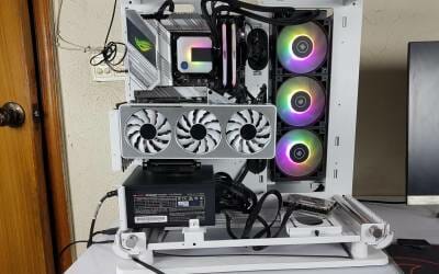 Reviews 6 SilverStone RC05 PCIe 4.0 Riser Cable Review