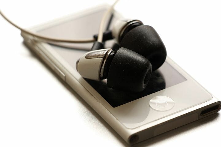 How Modern Technology Has Changed The Way We Listen To Music