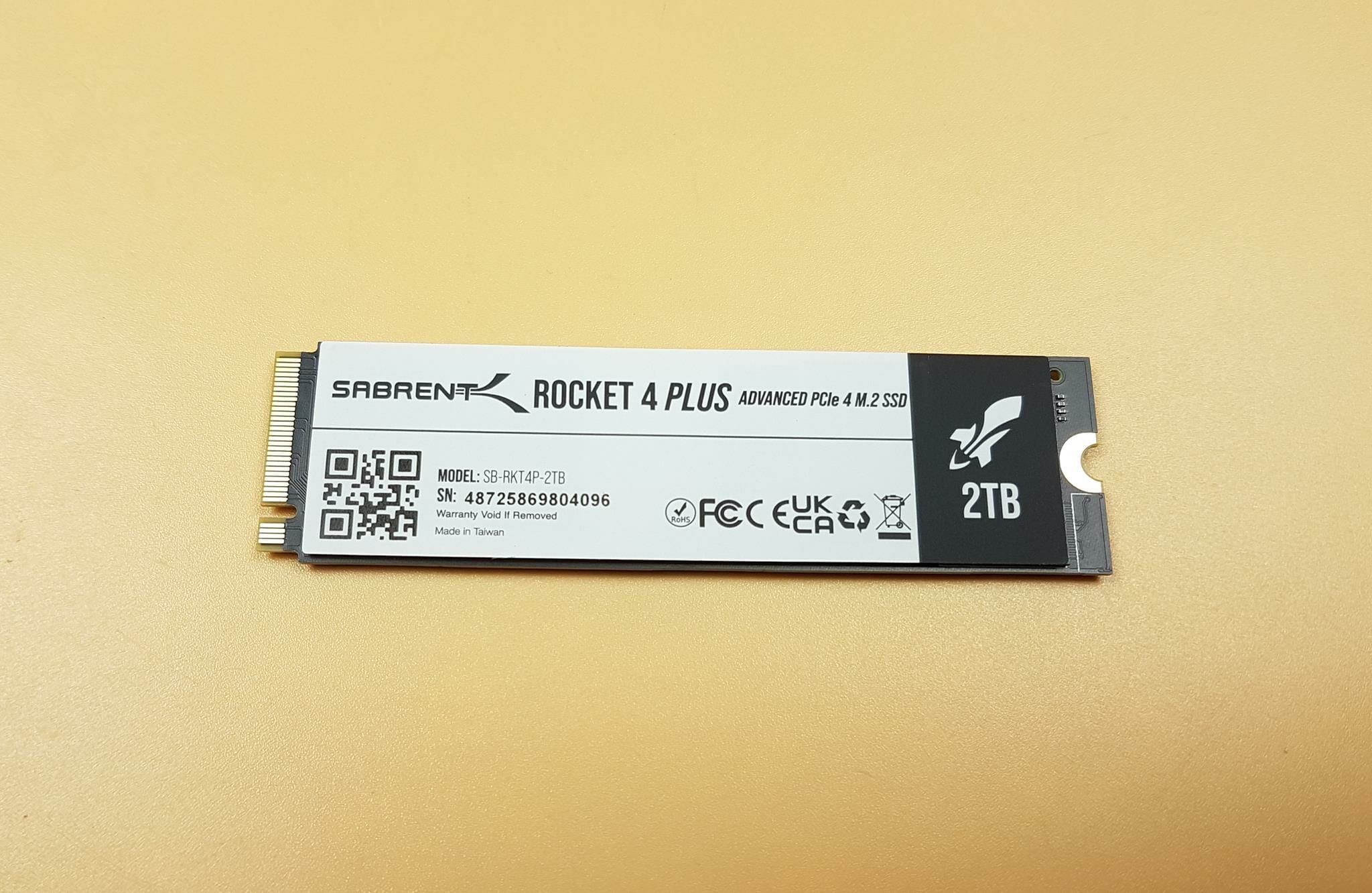 SABRENT 2TB Rocket 4 Plus NVMe 4.0 Gen4 PCIe M.2 Internal SSD Extreme  Performance Solid State Drive R/W 7100/6600MB/s (Latest Version)  (SB-RKT4P-2TB)