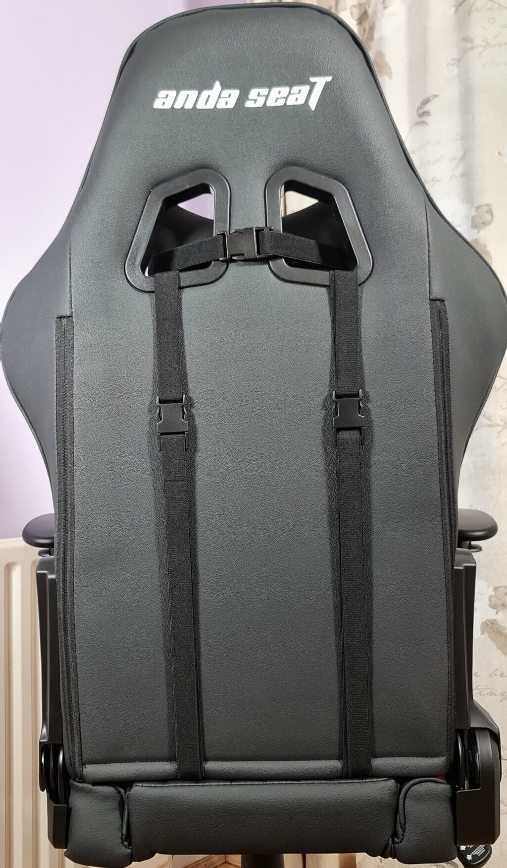 AndaSeat Jungle Series Premium Gaming Chair Review back of chair