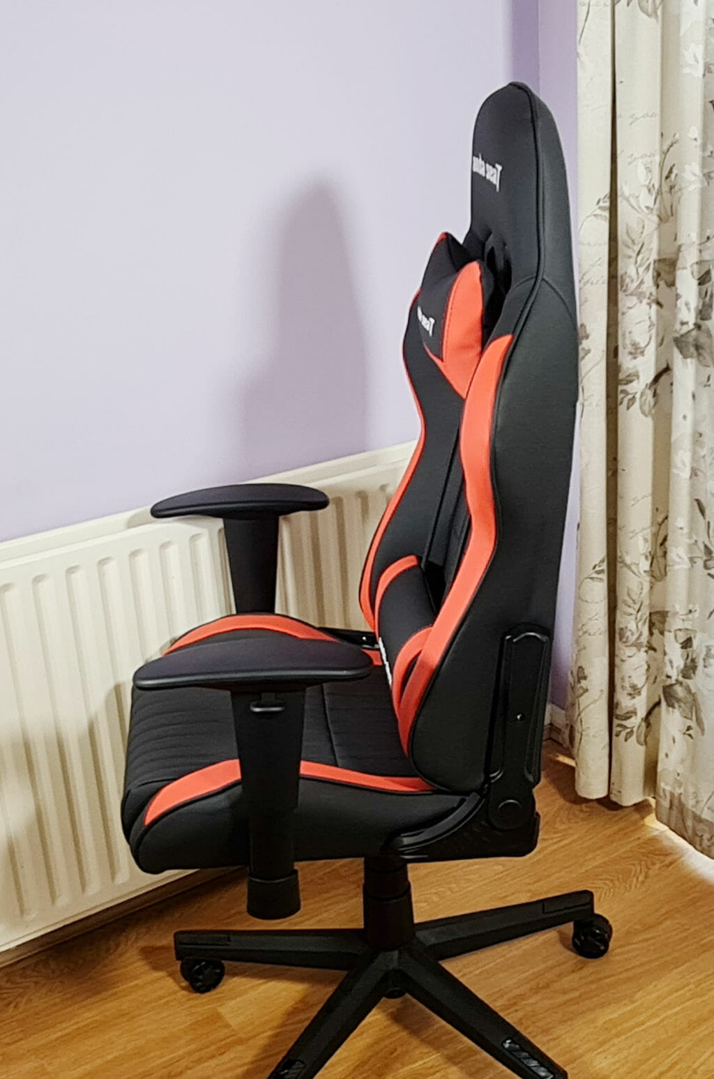 AndaSeat Jungle Series Premium Gaming Chair Review side view