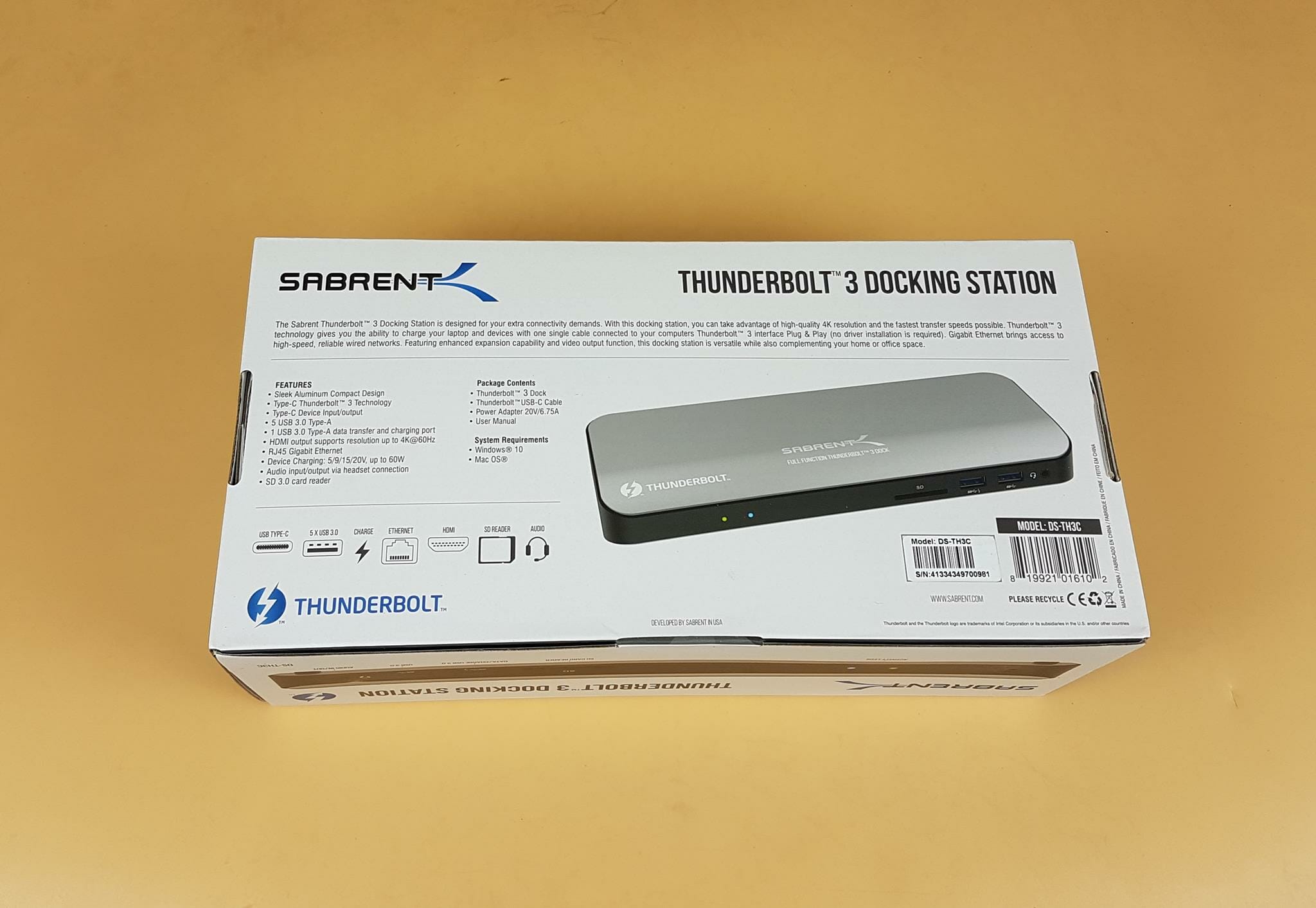 Sabrent Thunderbolt 3 Docking Station with Charging (DS-TH3C) Review 2 20220526 130637 Copy