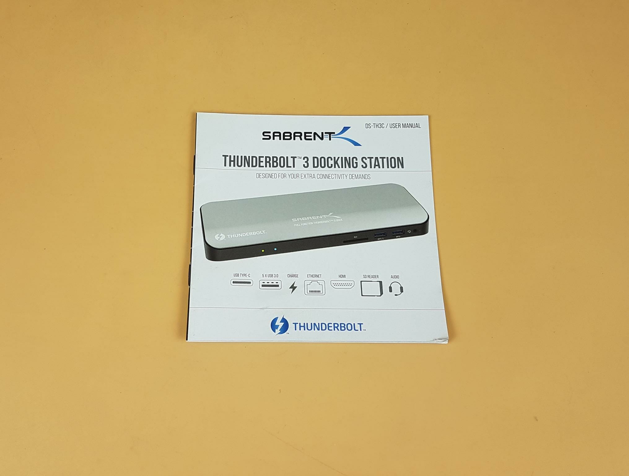 Sabrent Thunderbolt 3 Docking Station with Charging (DS-TH3C) Review 14 20220526 131239 Copy