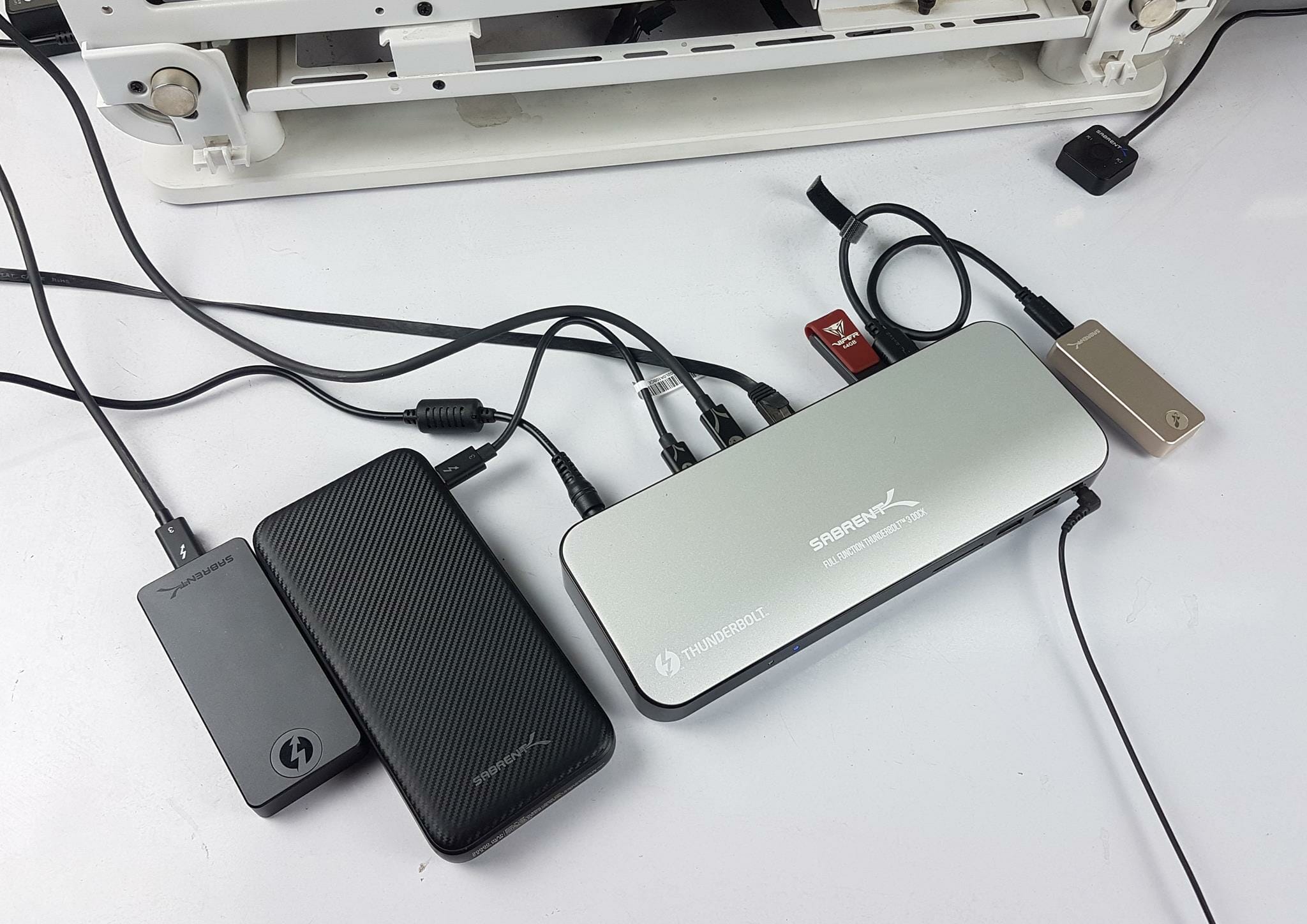 Sabrent Thunderbolt 3 Docking Station with Charging (DS-TH3C) Review 15 20220607 191950 Copy