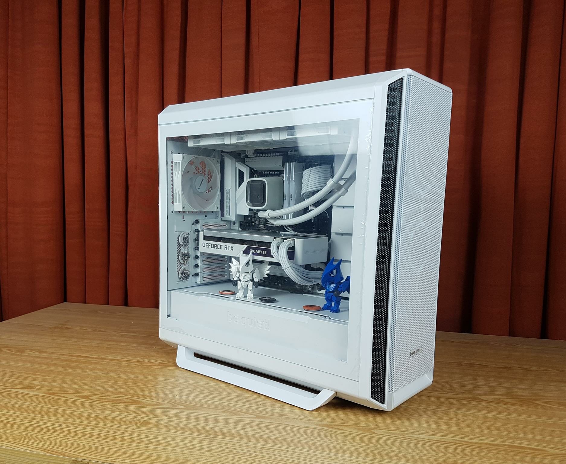 Silent Base 802 White Window BGW40 - MT/ATX