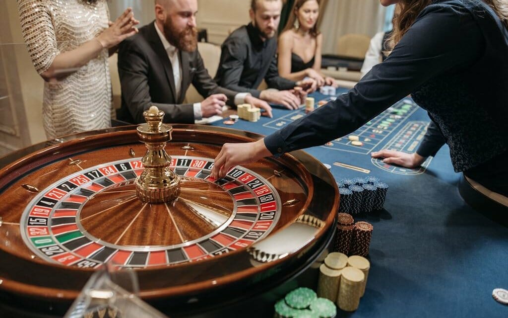 Unleashing the Thrill of Minimum Deposit Roulette: What Games You Should Try