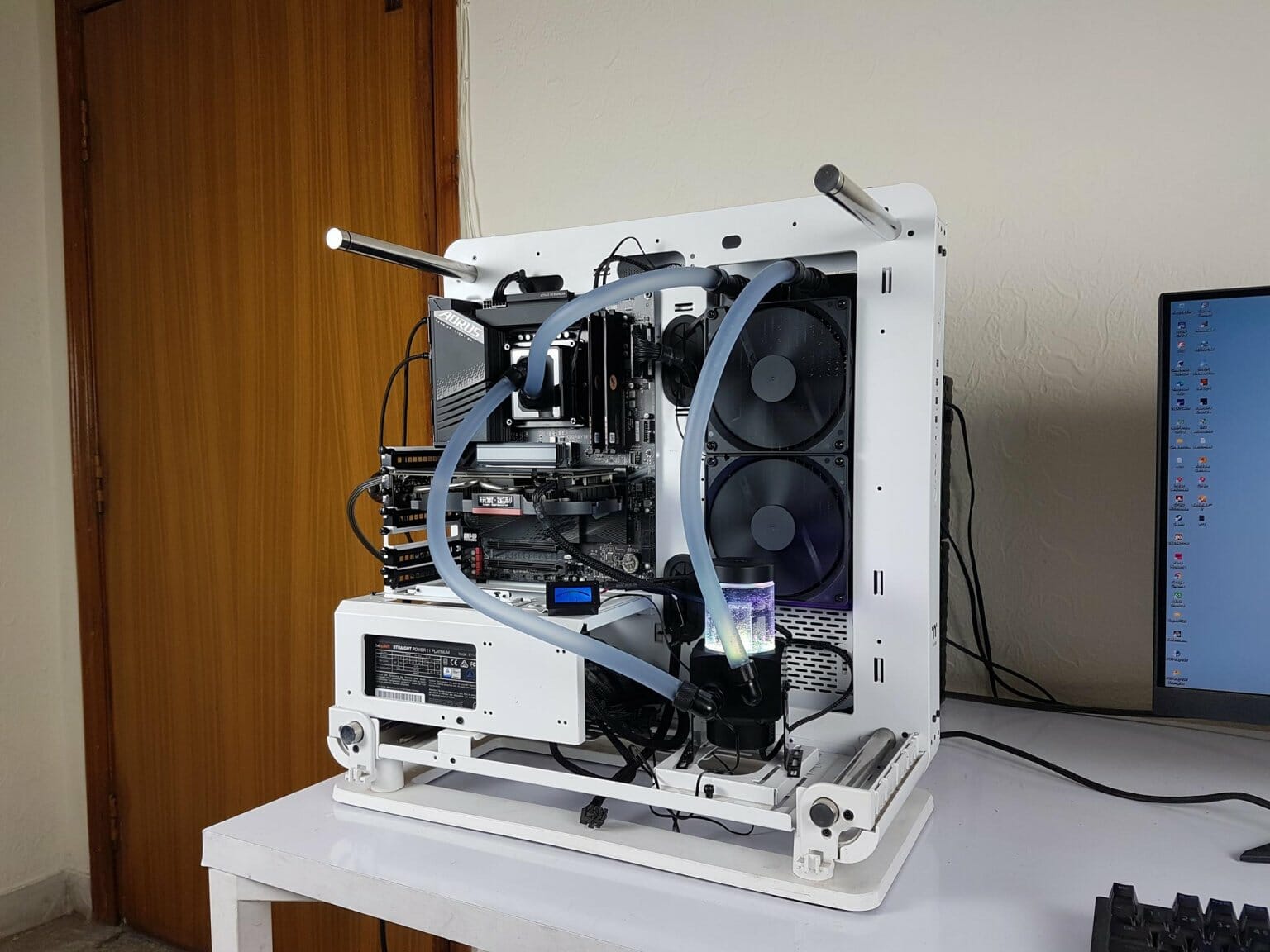 Alphacool Core TS C/F Display bk 1020502 - acquista su