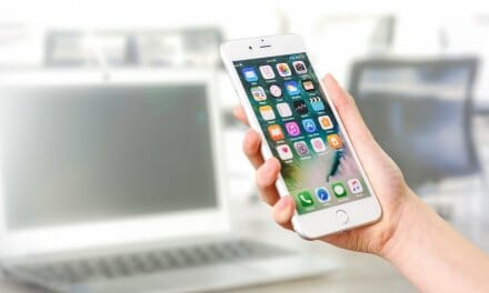 Top 7 iPhone Apps Which Can Help You Run Business Online