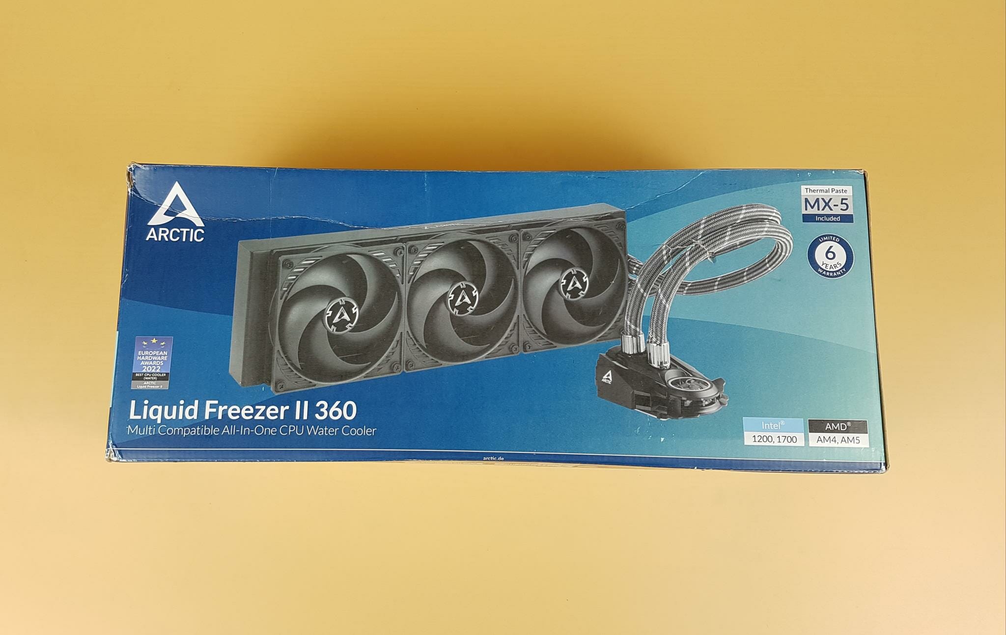 ARCTIC Liquid Freezer II 360 Packing Box 1