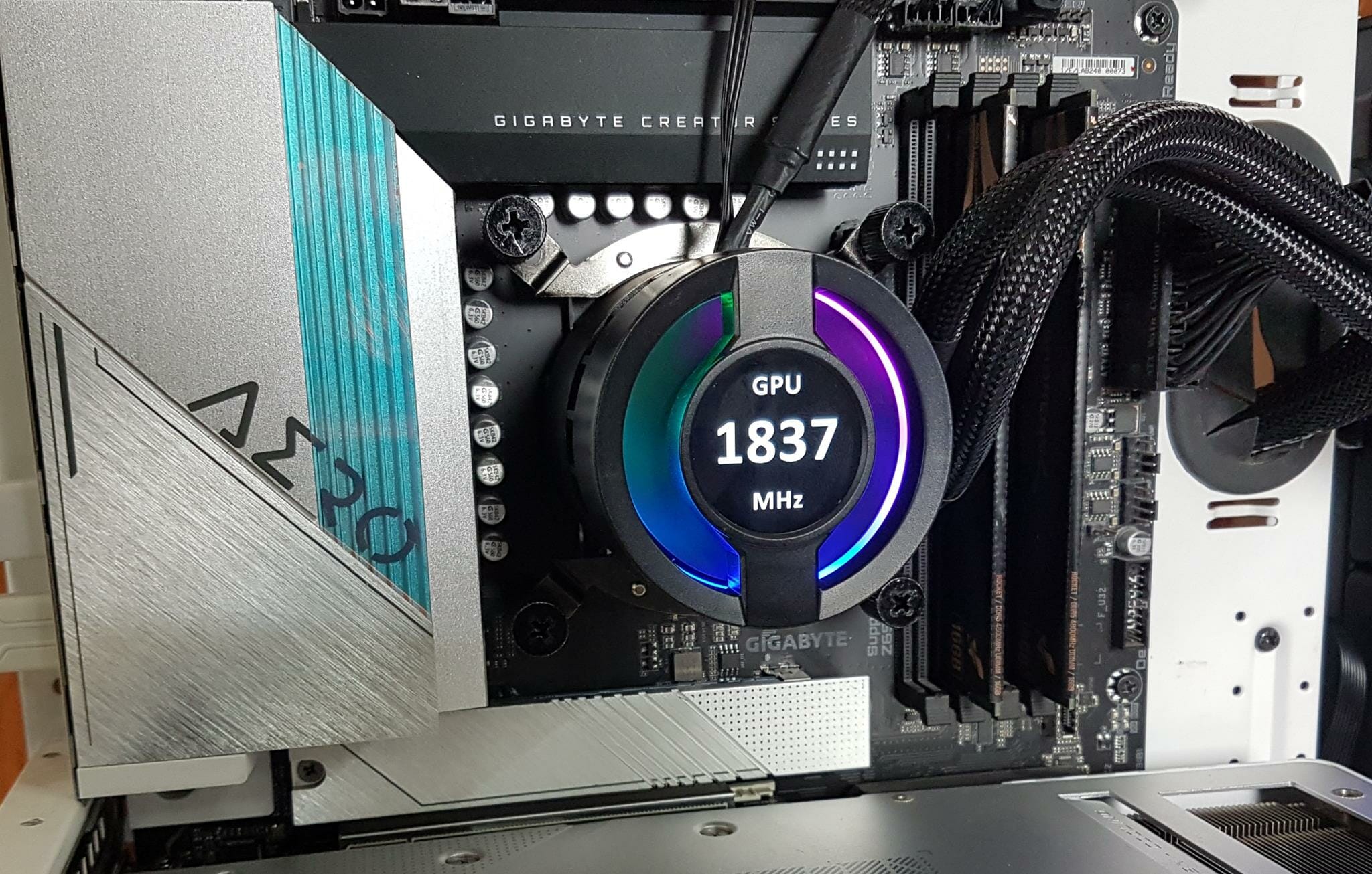 GAMDIAS CHOINE P3 360U CAST GPU Clocks