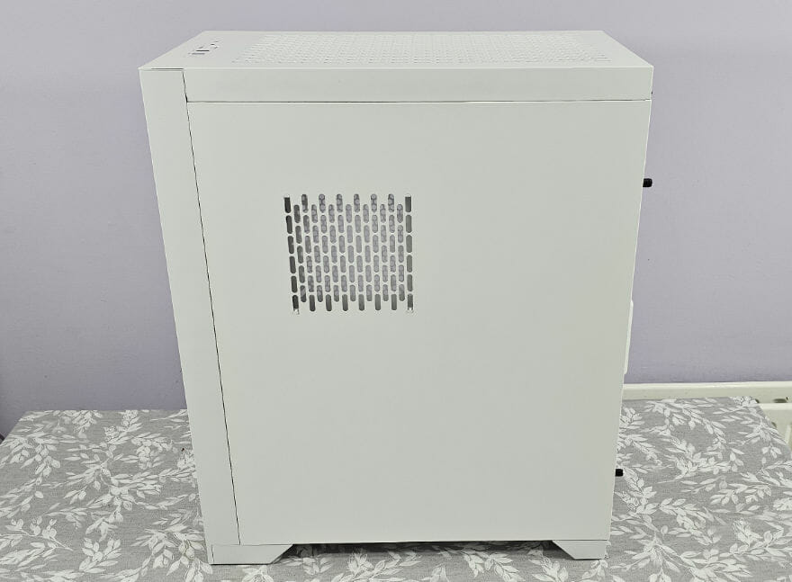 Thermaltake CTE T500 TG ARGB PC Case rear panel