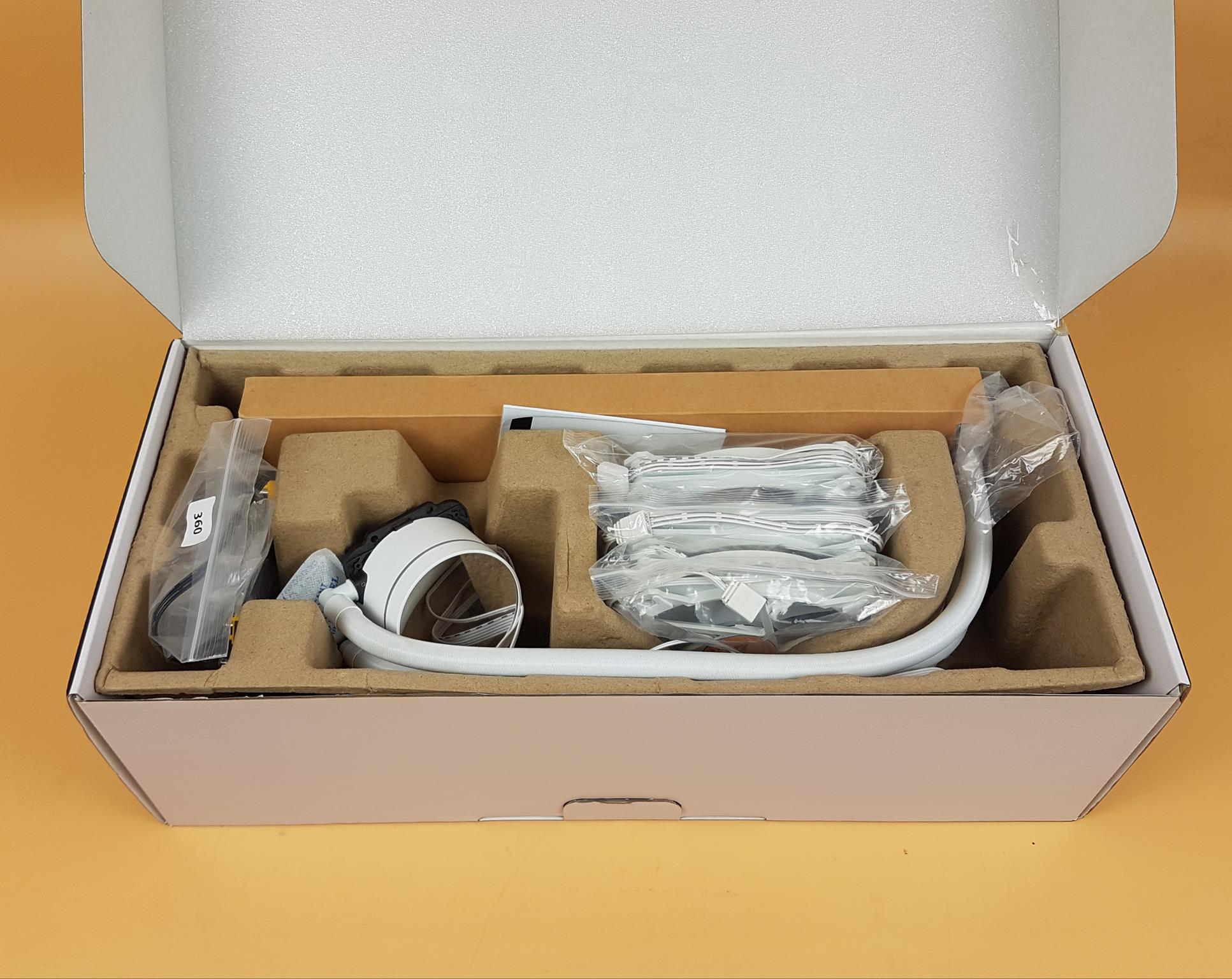 darkFlash Twister 2.6 DX360 White Packing Box 3