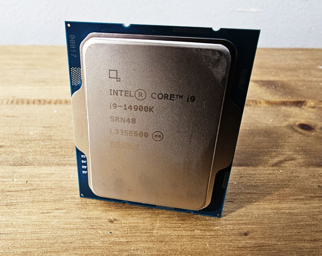Intel Core i9 14900k front