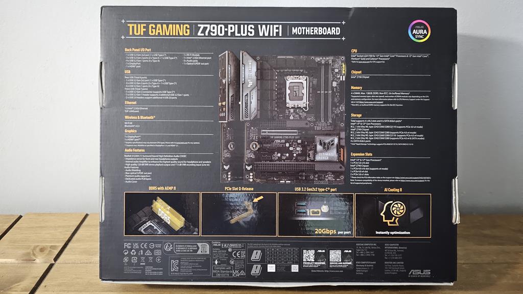 ASUS TUF GAMING Z790-PLUS WIFI Review box rear