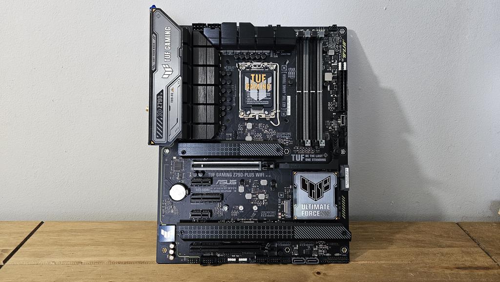 ASUS TUF GAMING Z790-PLUS WIFI Review