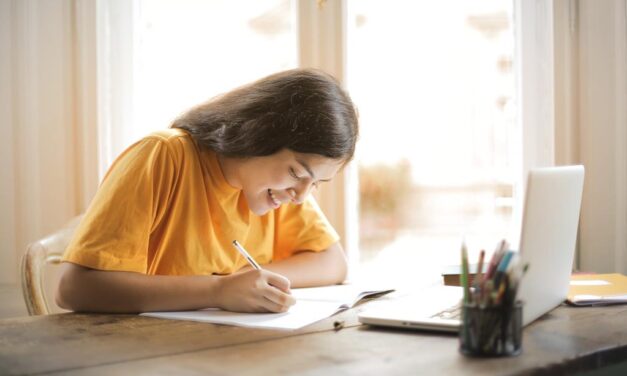 5 Life Hacks To Speed Up The Writing Process For Students