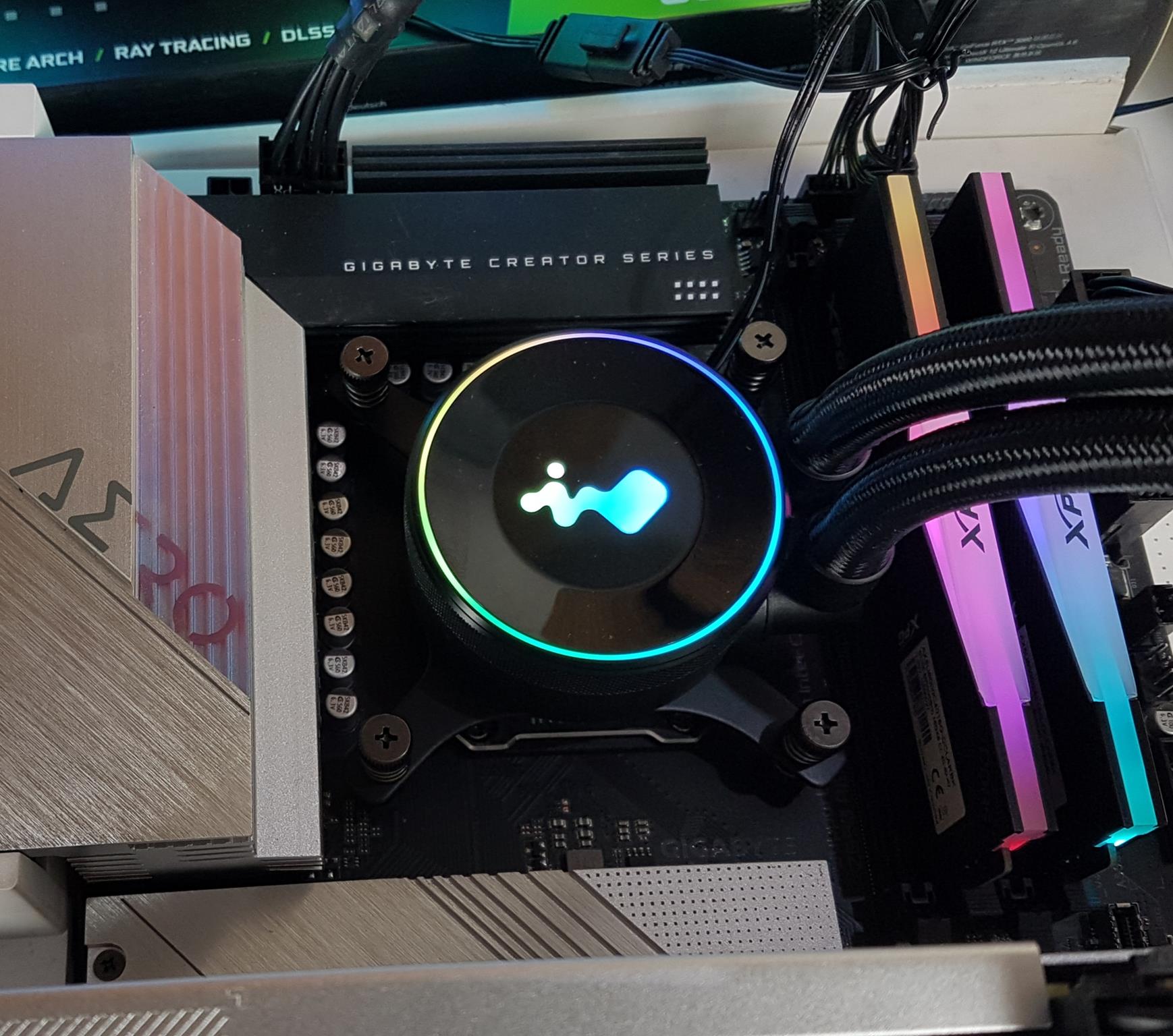 InWin MR36 RGB 2