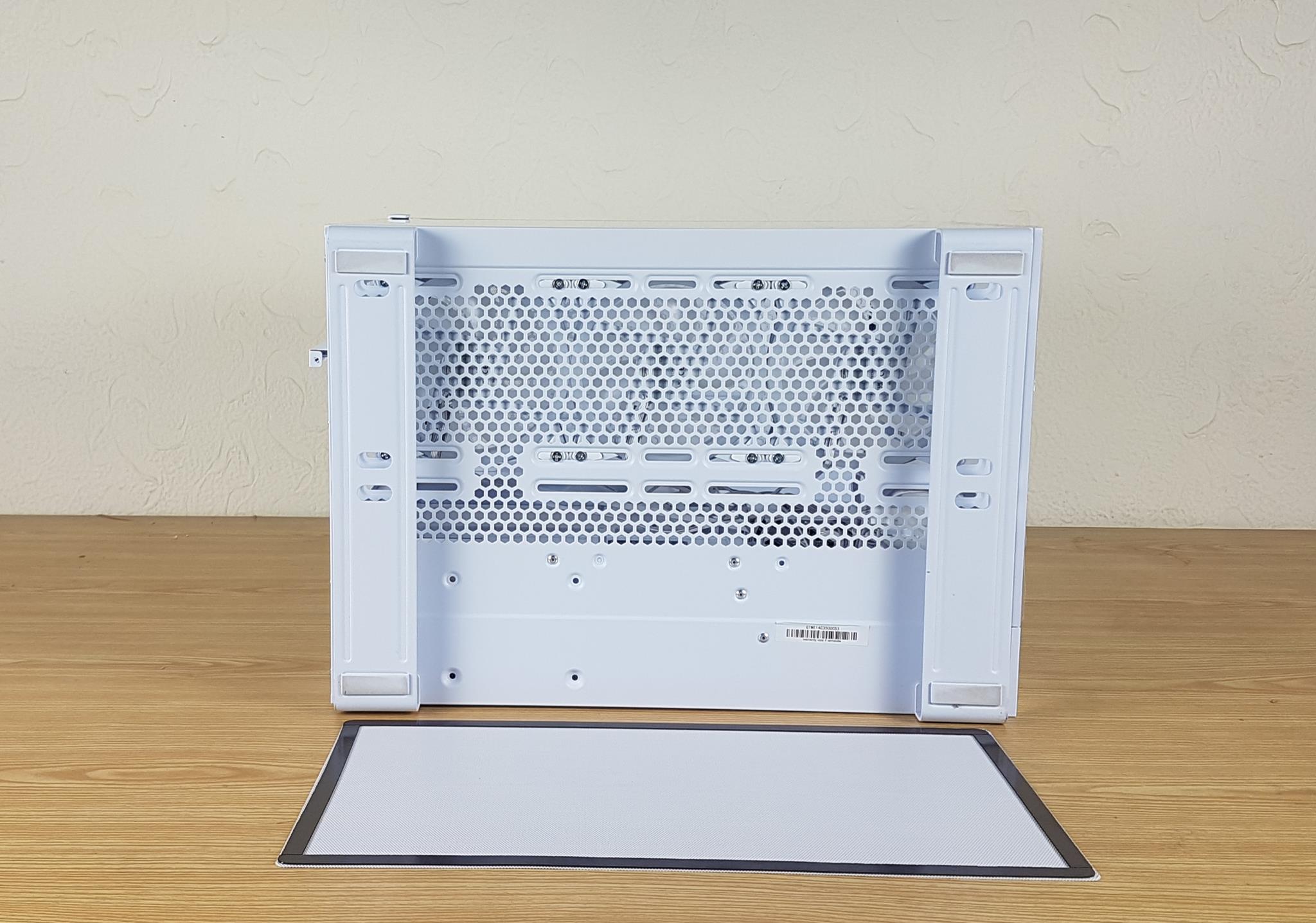 PCCOOLER C3 T500 Bottom Panel 1